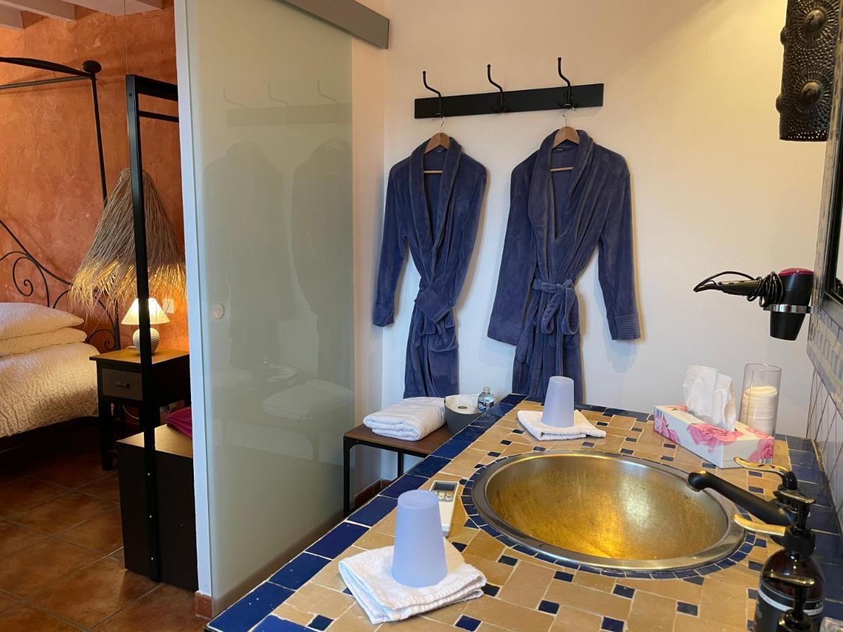 Chambres D Hotes Le Mas Julien Piscine Chauffee Adult Only 오랑주 외부 사진